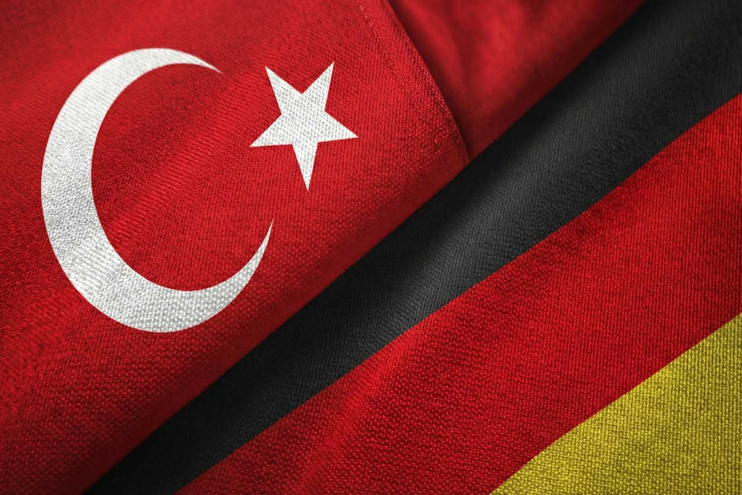 Almanya Nitelikli İş Gücü Göçü Yasası (Fachkräfteeinwanderungsgesetz): Kimler Yararlanabilir?